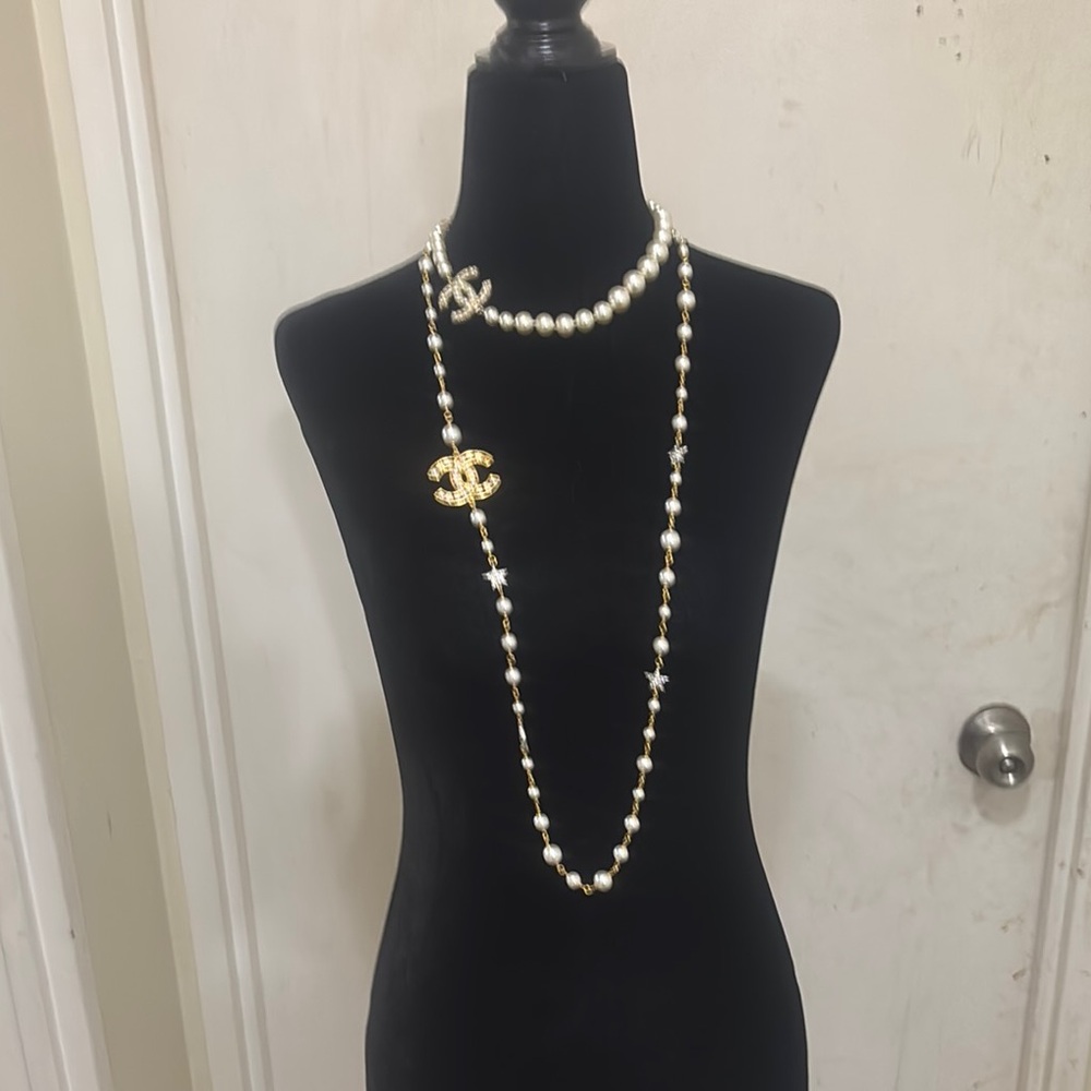 Chanel Elegant Pearl and crystals Necklace with Gold Accents-2 piece of necklace